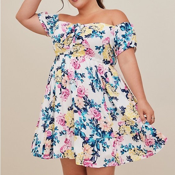 torrid Dresses & Skirts - Torrid 3 Mini Gauze Puff Sleeve Floral Skater Dress